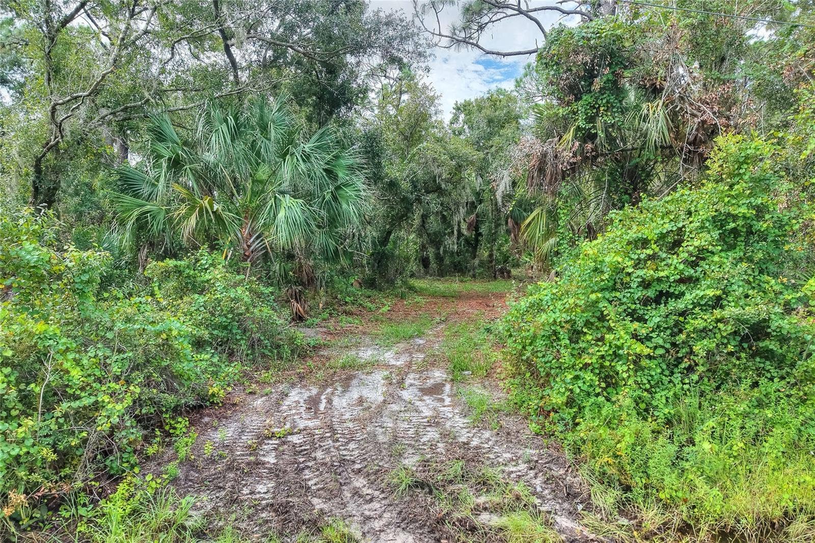 VALROY ROAD, Ruskin, FL 33570