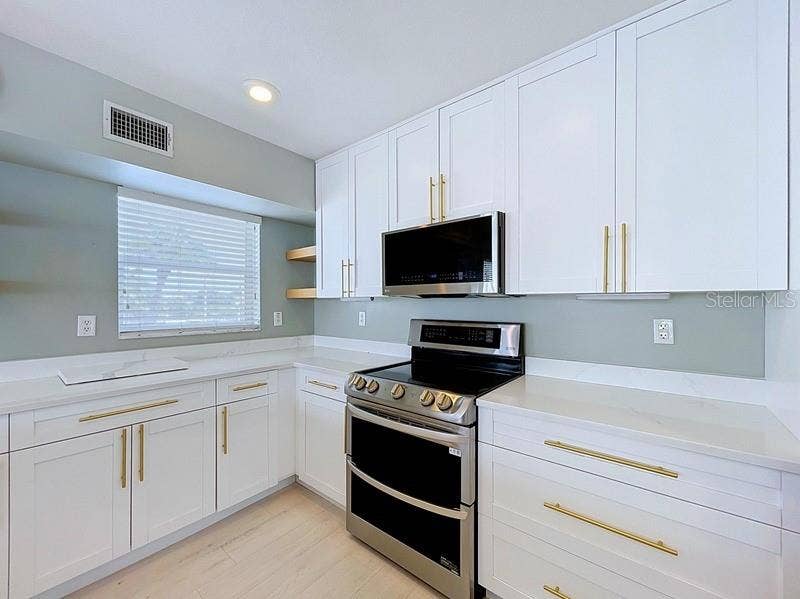 504 GULF BOULEVARD, #101, Indian Rocks Beach, FL 33785 504 GULF BOULEVARD, #101, Indian Rocks Beach, FL 33785
