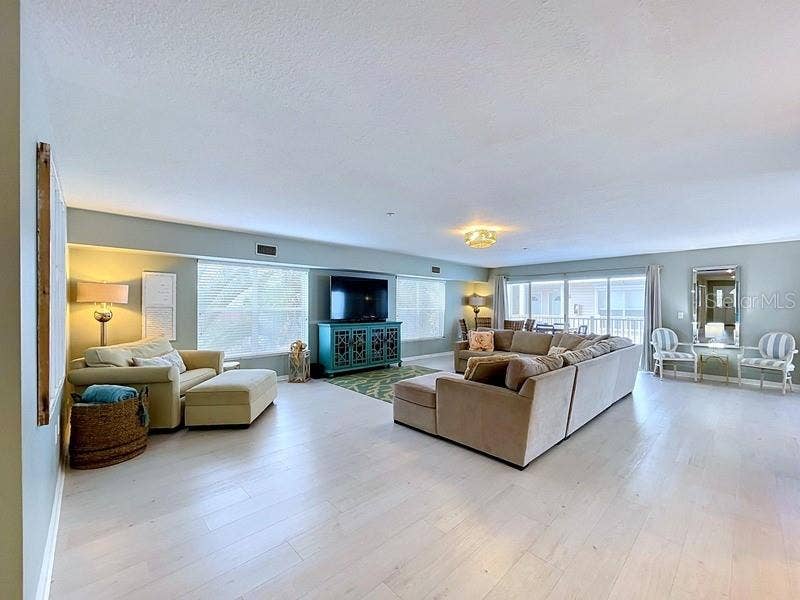 504 GULF BOULEVARD, #101, Indian Rocks Beach, FL 33785 504 GULF BOULEVARD, #101, Indian Rocks Beach, FL 33785