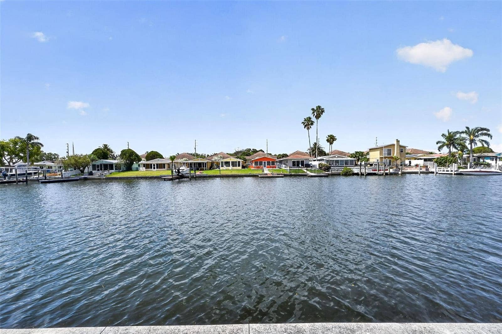 4758 JASPER DRIVE, #104, New Port Richey, FL 34652 4758 JASPER DRIVE, #104, New Port Richey, FL 34652