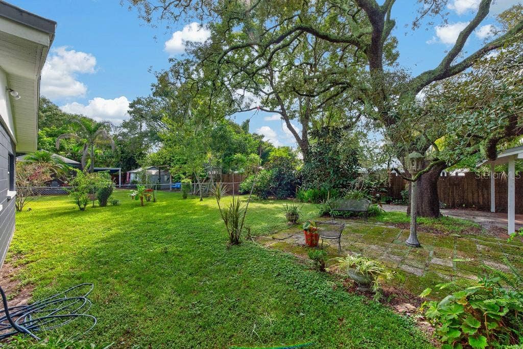 1708 POND LAKE DRIVE, Tampa, FL 33612