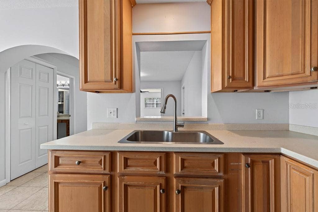 1708 POND LAKE DRIVE, Tampa, FL 33612