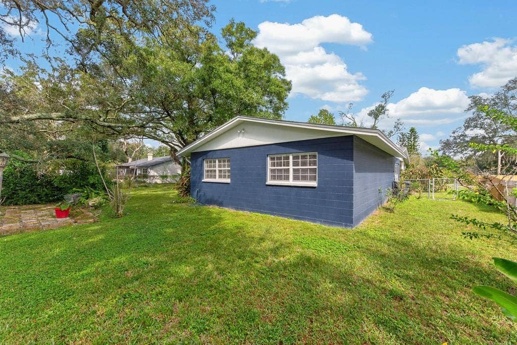 1708 POND LAKE DRIVE, Tampa, FL 33612