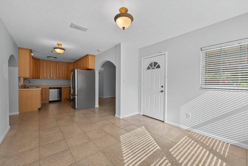 1708 POND LAKE DRIVE, Tampa, FL 33612