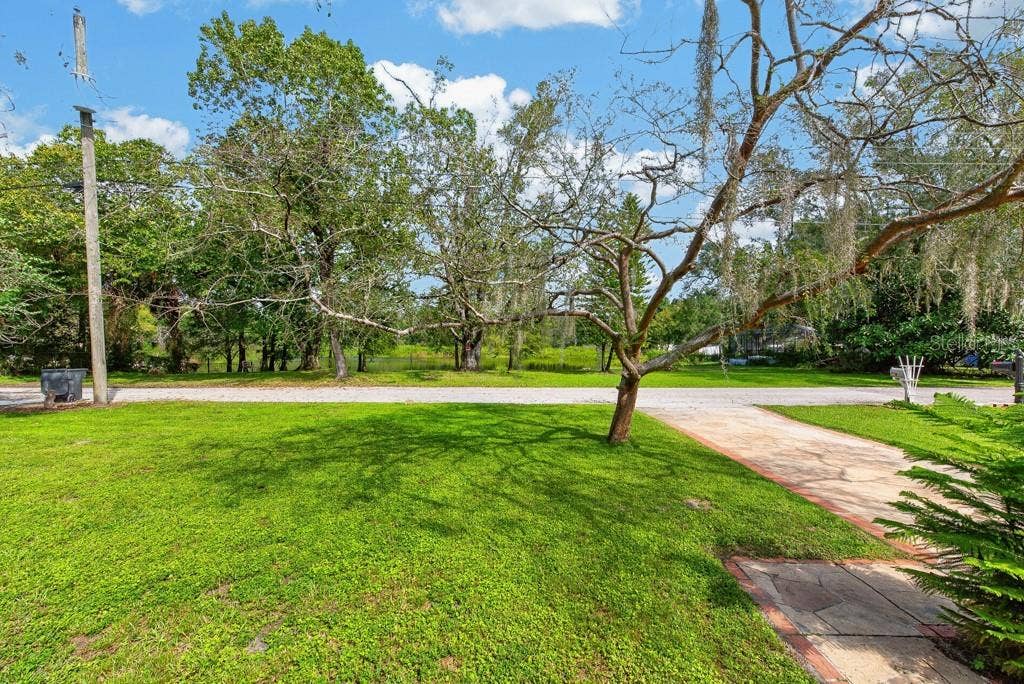 1708 POND LAKE DRIVE, Tampa, FL 33612
