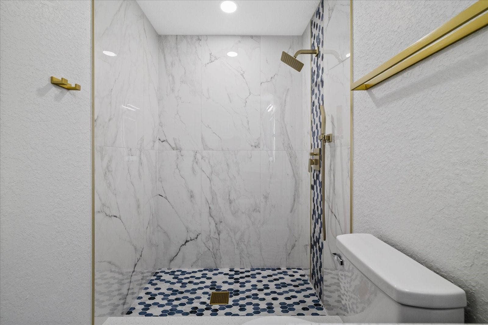 1217 E 24TH AVENUE, Tampa, FL 33605 1217 E 24TH AVENUE, Tampa, FL 33605