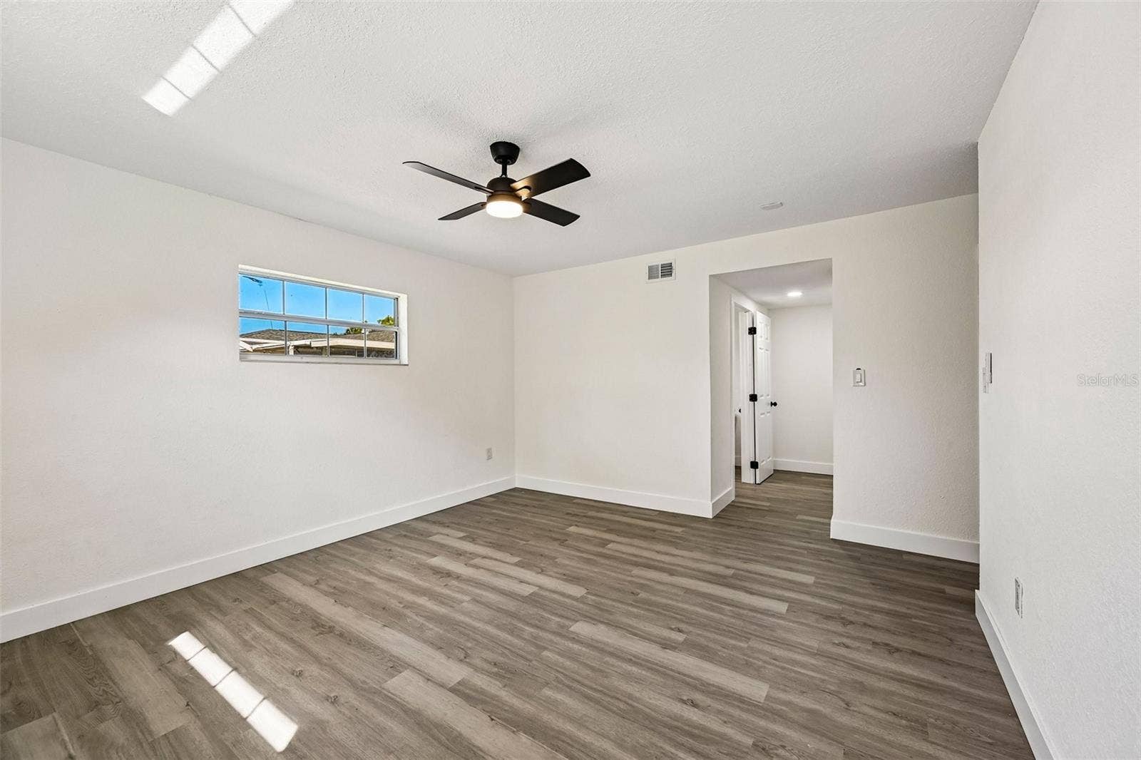 22159 ONEIDA AVENUE, Port Charlotte, FL 33952 22159 ONEIDA AVENUE, Port Charlotte, FL 33952
