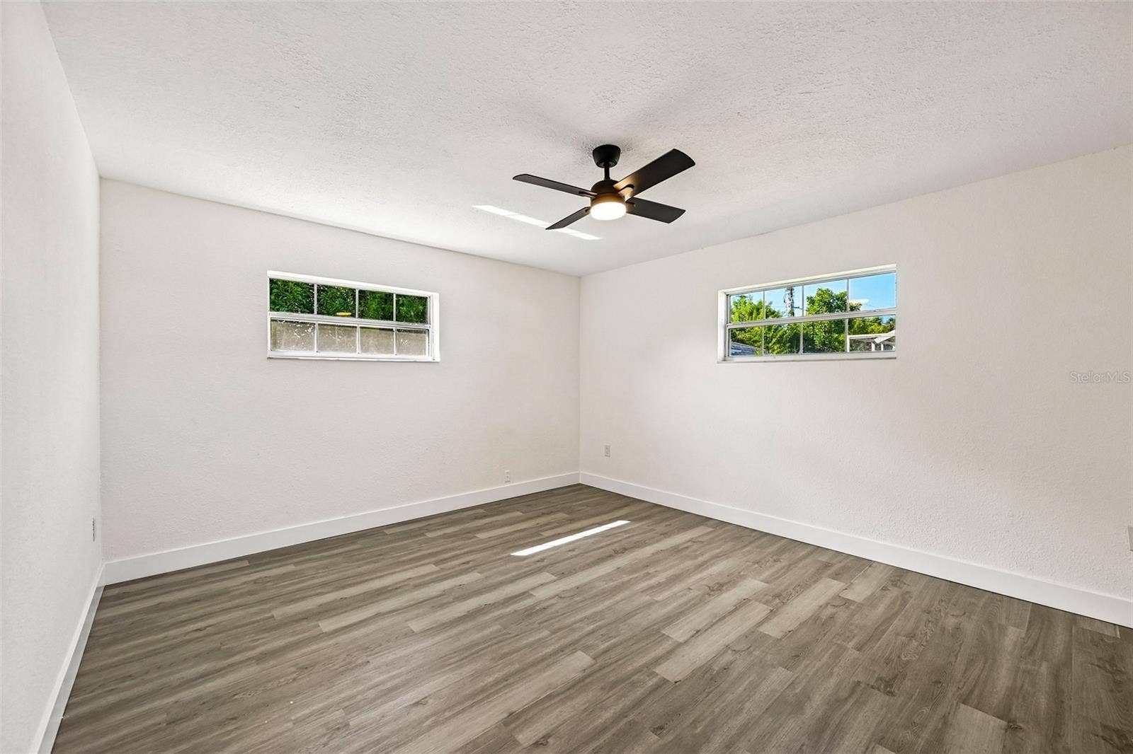 22159 ONEIDA AVENUE, Port Charlotte, FL 33952 22159 ONEIDA AVENUE, Port Charlotte, FL 33952