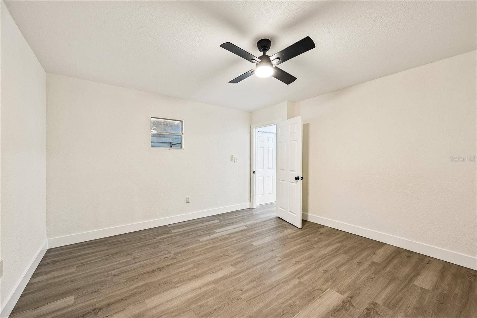 22159 ONEIDA AVENUE, Port Charlotte, FL 33952 22159 ONEIDA AVENUE, Port Charlotte, FL 33952