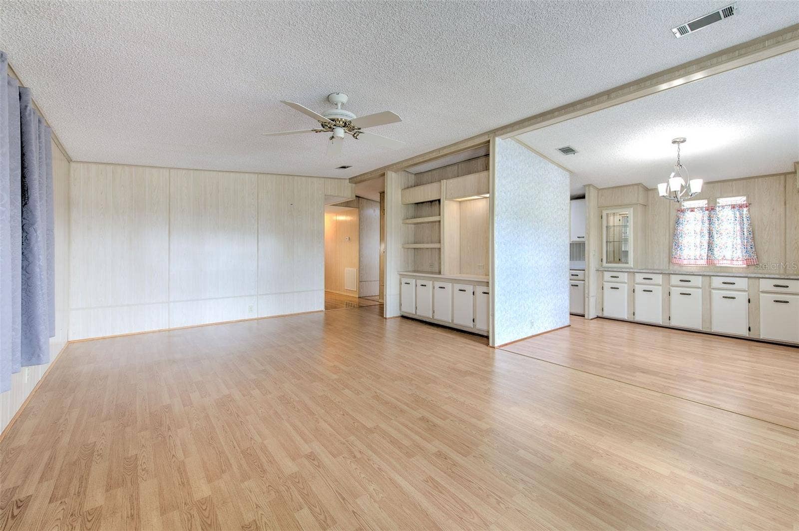 35207 MAKENZIE STREET, Zephyrhills, FL 33541 35207 MAKENZIE STREET, Zephyrhills, FL 33541