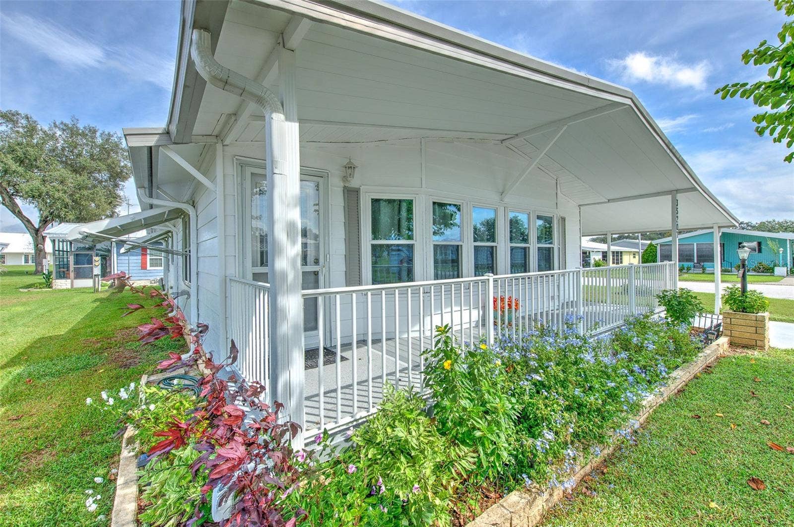 35207 MAKENZIE STREET, Zephyrhills, FL 33541 35207 MAKENZIE STREET, Zephyrhills, FL 33541