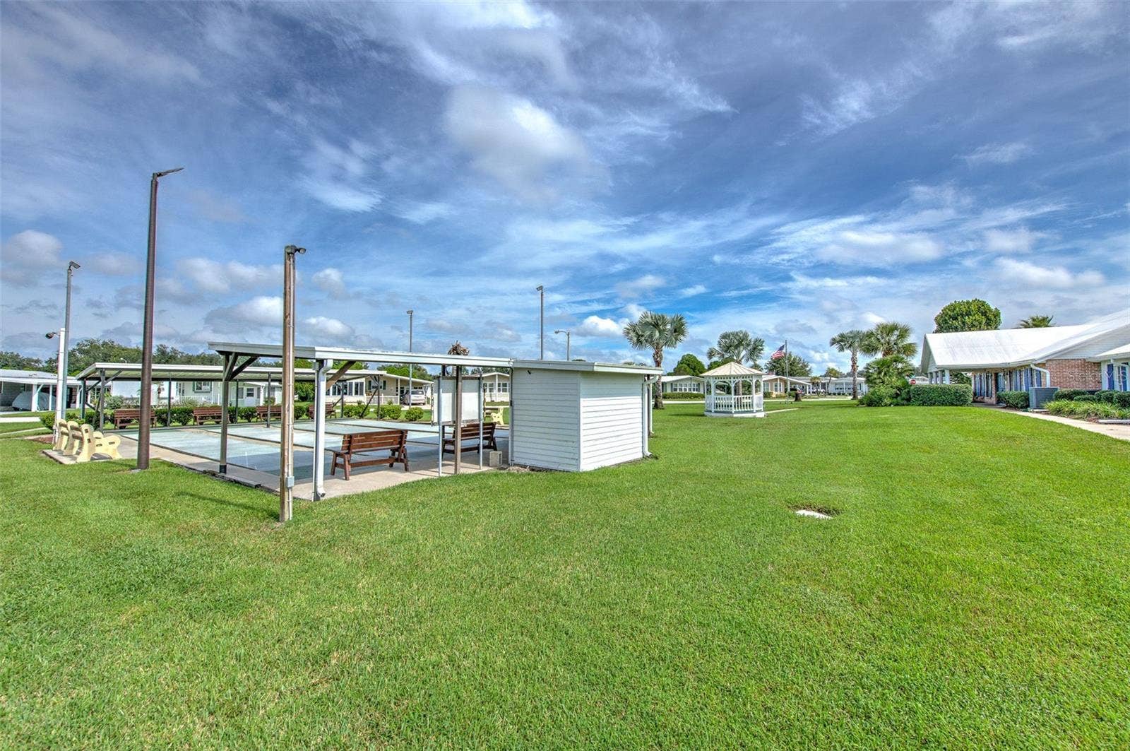 35207 MAKENZIE STREET, Zephyrhills, FL 33541 35207 MAKENZIE STREET, Zephyrhills, FL 33541