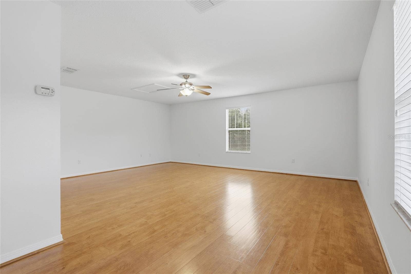 5935 BEACONPARK STREET, Lithia, FL 33547