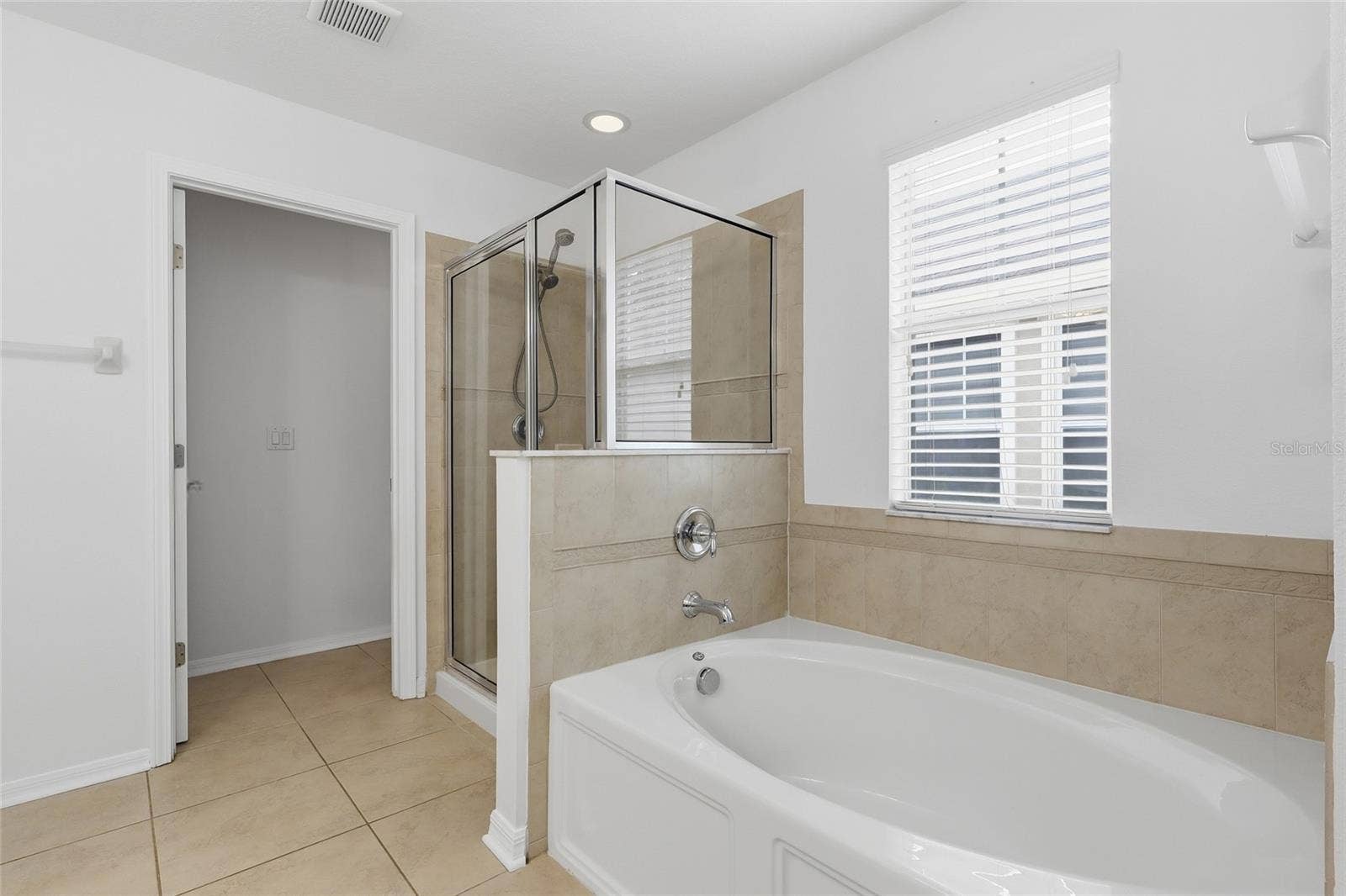 5935 BEACONPARK STREET, Lithia, FL 33547