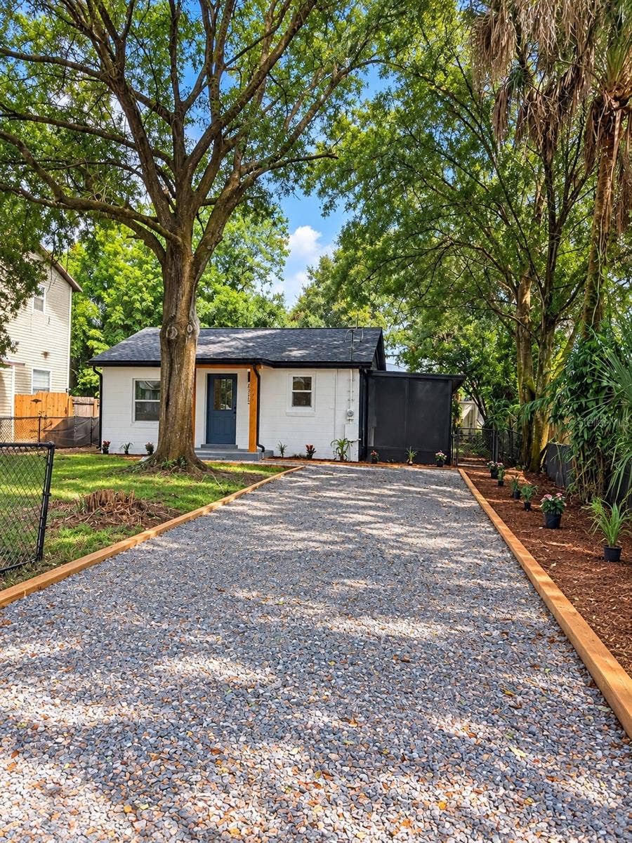 8713 N 39TH STREET, Tampa, FL 33604 8713 N 39TH STREET, Tampa, FL 33604