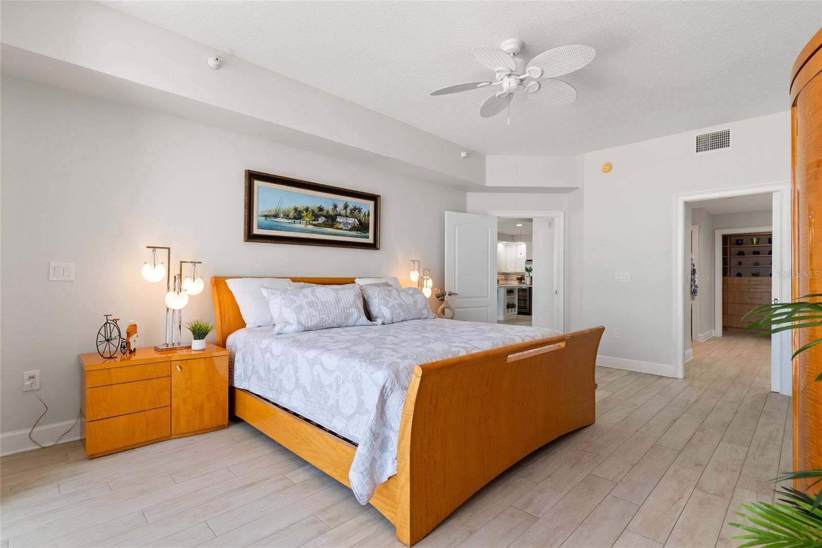 19600 GULF BOULEVARD, #202, Indian Shores, FL 33785