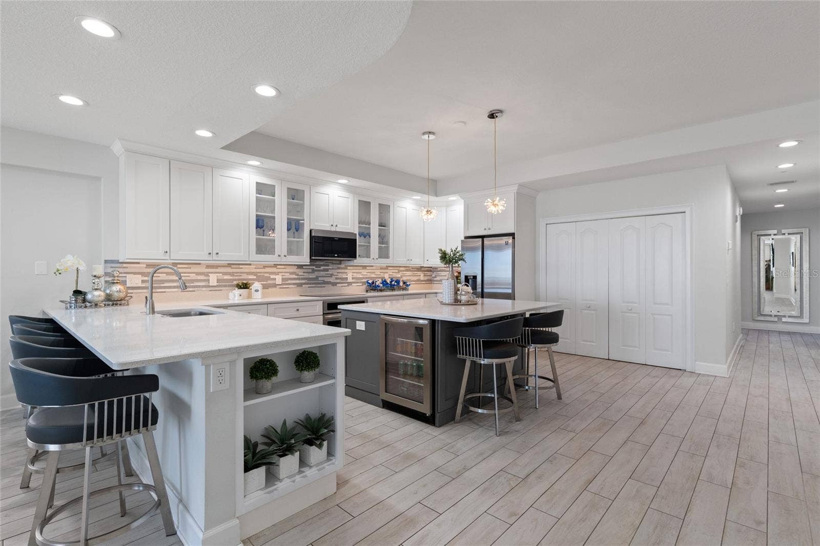 19600 GULF BOULEVARD, #202, Indian Shores, FL 33785
