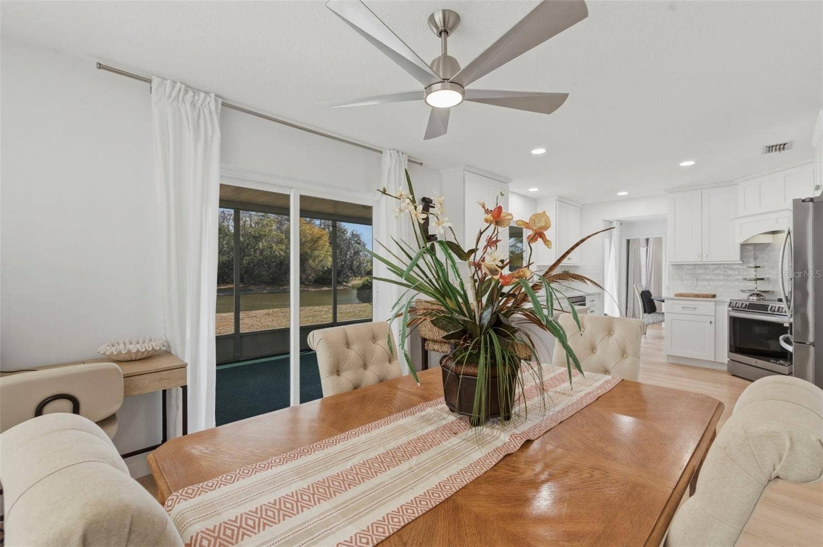 Den/ Dining area with relaxing views