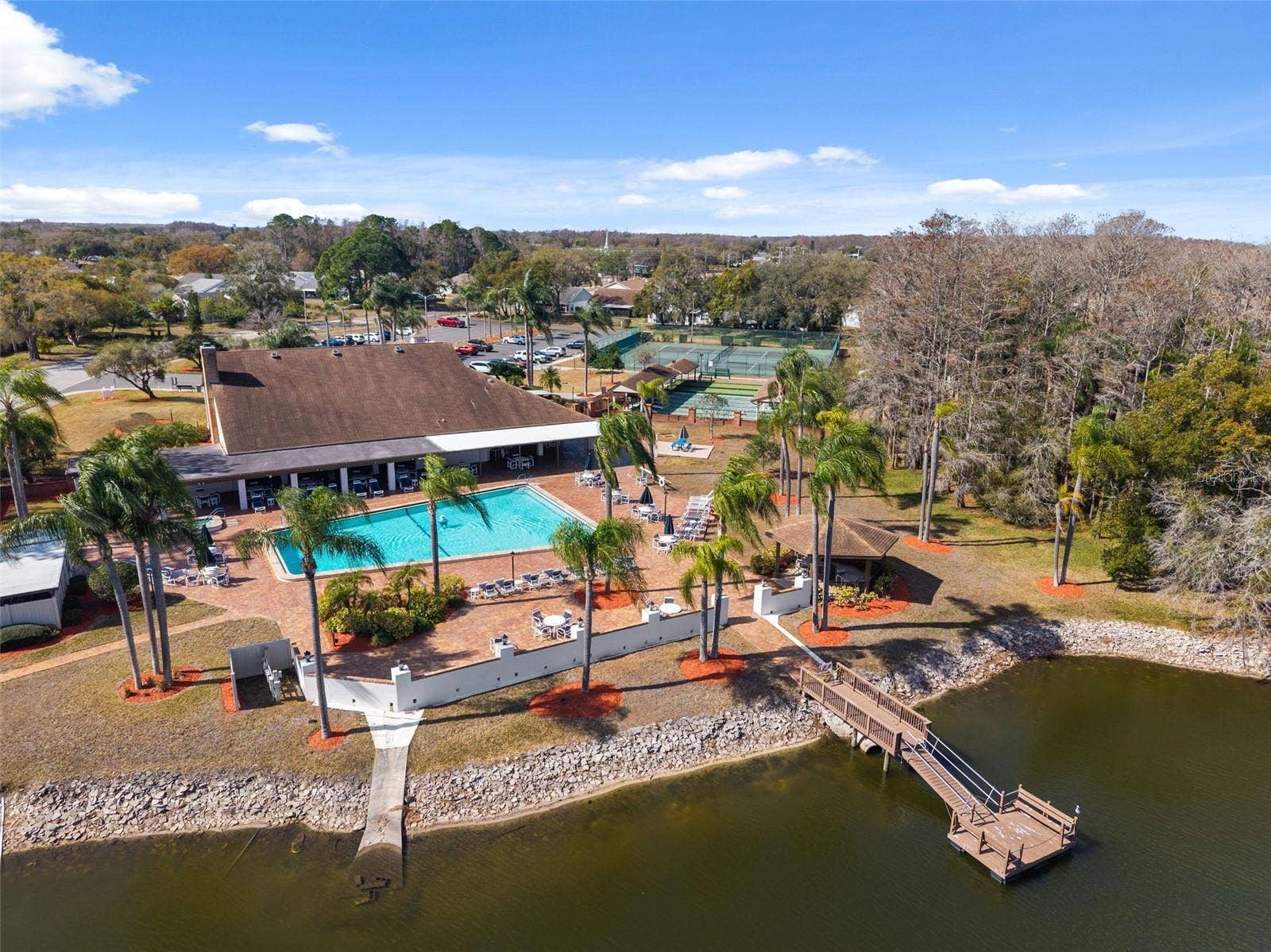 Community Pool and Dock, Rec center
