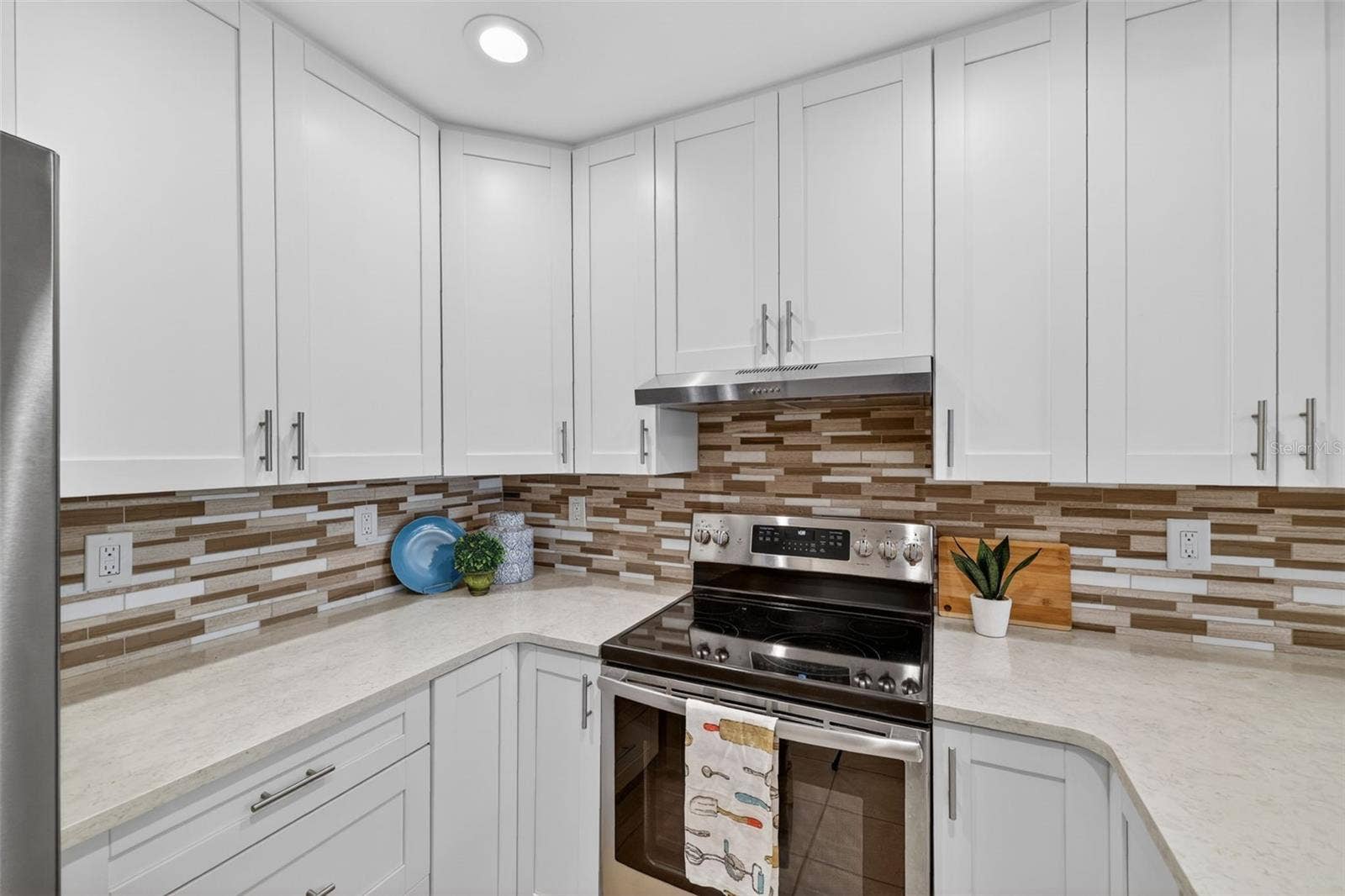 731 83RD AVENUE N, #105, St Petersburg, FL 33702 731 83RD AVENUE N, #105, St Petersburg, FL 33702