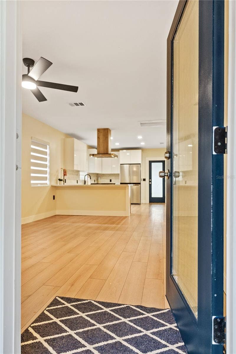 6910 N BREVARD AVENUE, Tampa, FL 33604 6910 N BREVARD AVENUE, Tampa, FL 33604