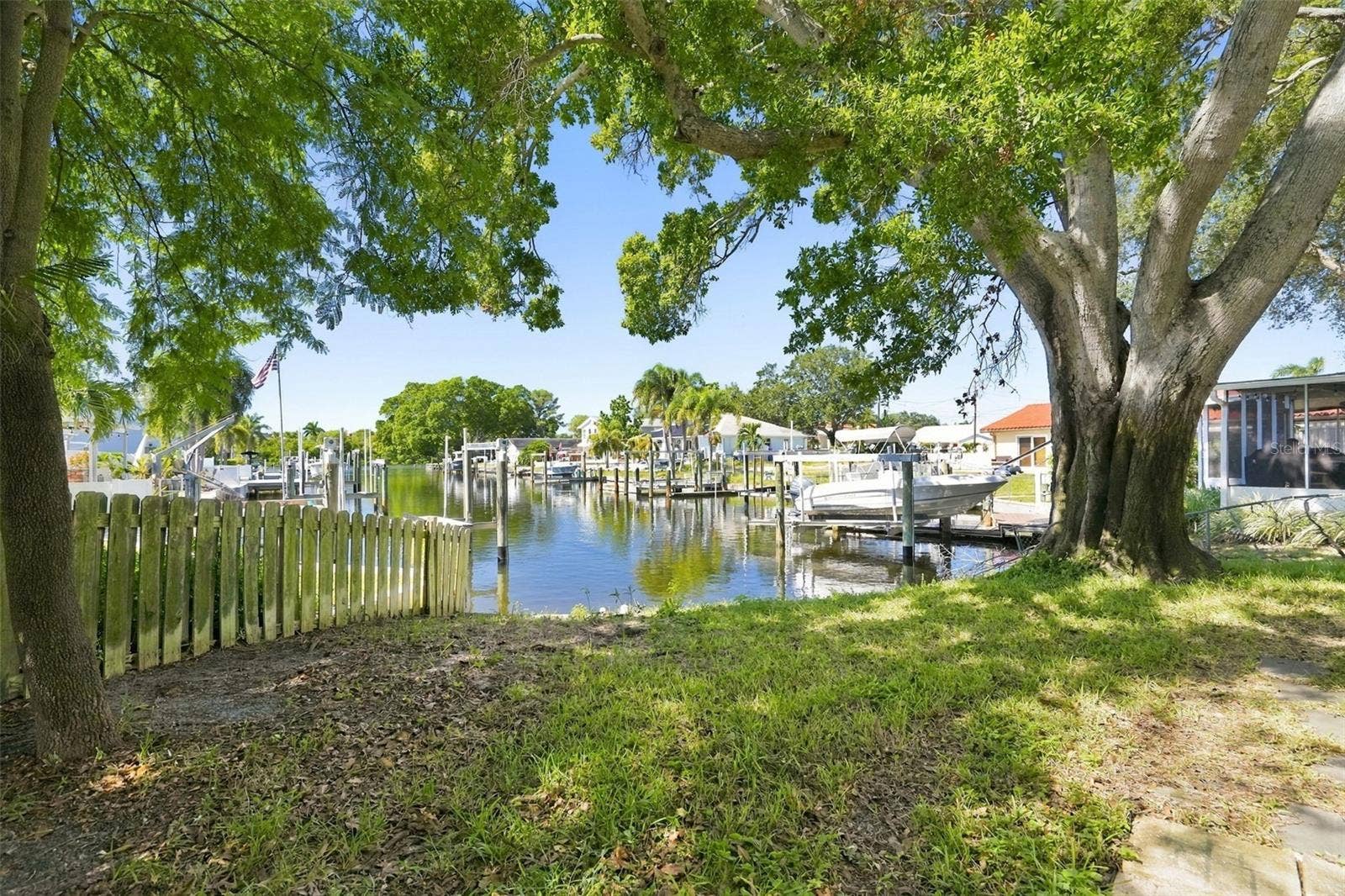 4700 14TH STREET NE, St Petersburg, FL 33703 If youre envisioning a future dock and boat lift, a survey and schematics can be provided.