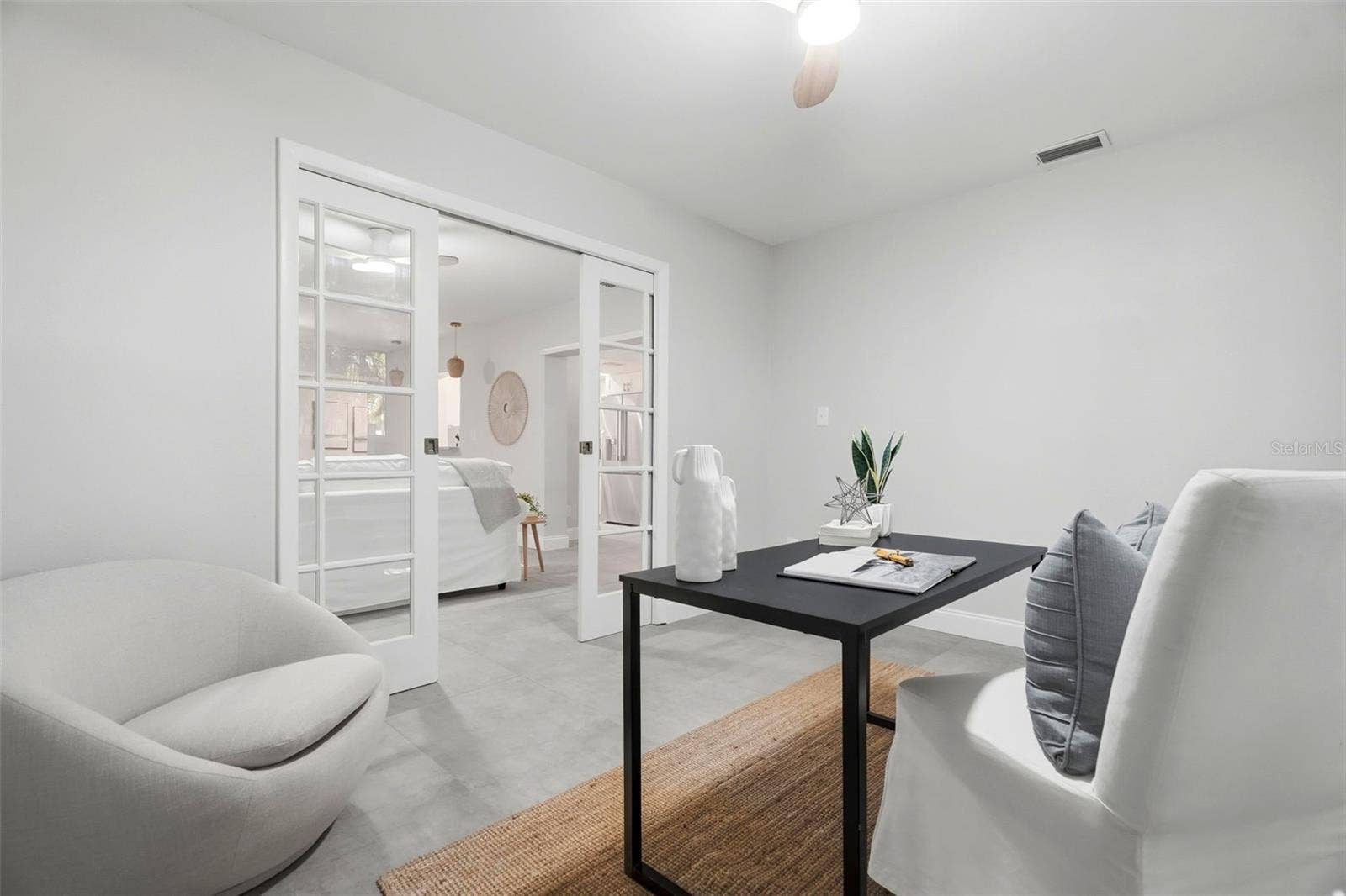 4700 14TH STREET NE, St Petersburg, FL 33703 Bonus room.