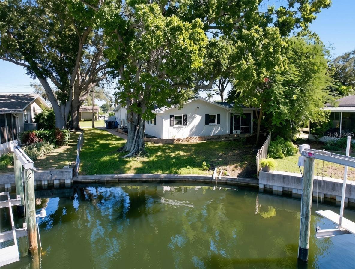 4700 14TH STREET NE, St Petersburg, FL 33703 If youre envisioning a future dock and boat lift, a survey and schematics can be provided.