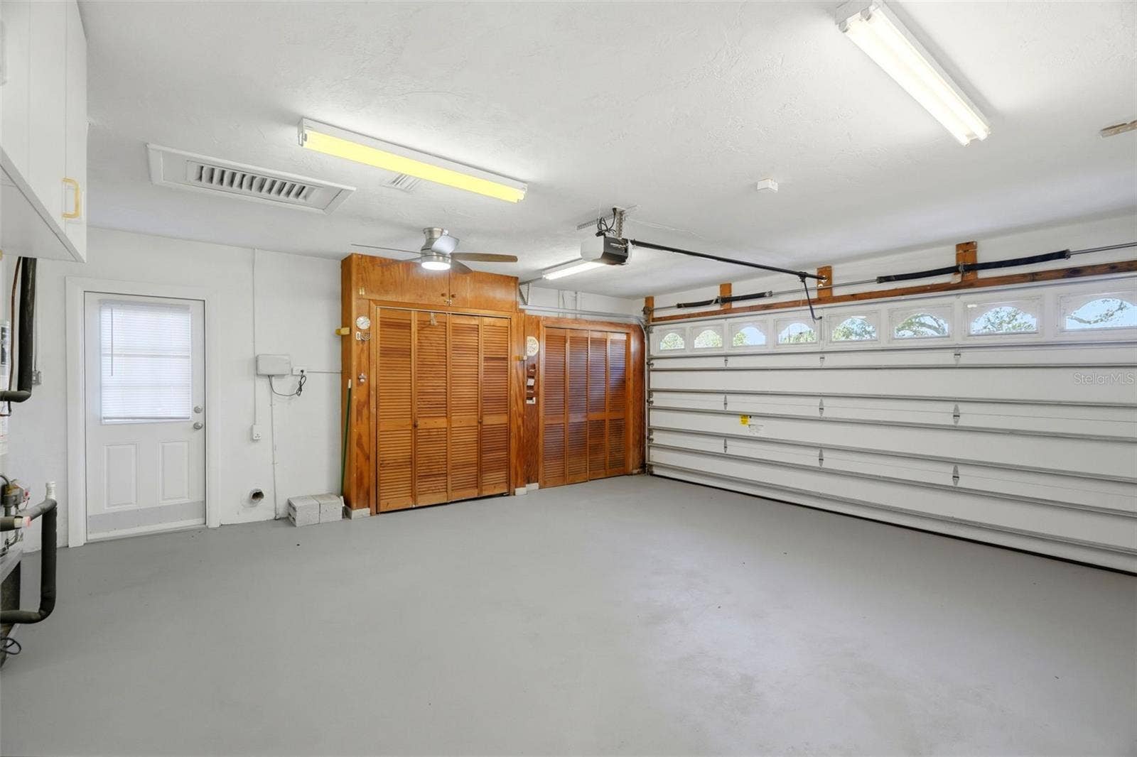 4700 14TH STREET NE, St Petersburg, FL 33703 Two car garage!