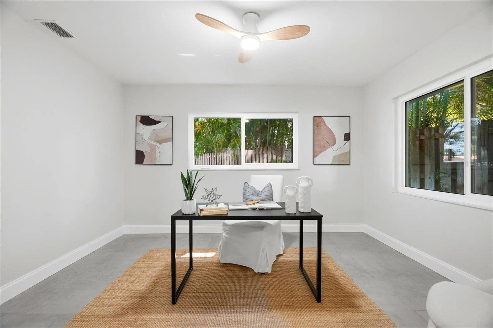4700 14TH STREET NE, St Petersburg, FL 33703 Bonus room.