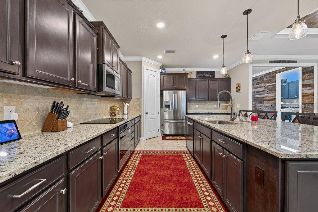18431 CORTES CREEK BOULEVARD, Spring Hill, FL 34610 18431 CORTES CREEK BOULEVARD, Spring Hill, FL 34610