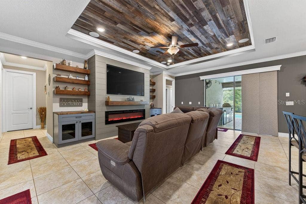 18431 CORTES CREEK BOULEVARD, Spring Hill, FL 34610 18431 CORTES CREEK BOULEVARD, Spring Hill, FL 34610