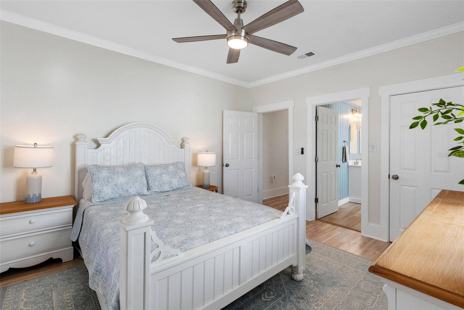 210 W EUCLID AVENUE, Tampa, FL 33602