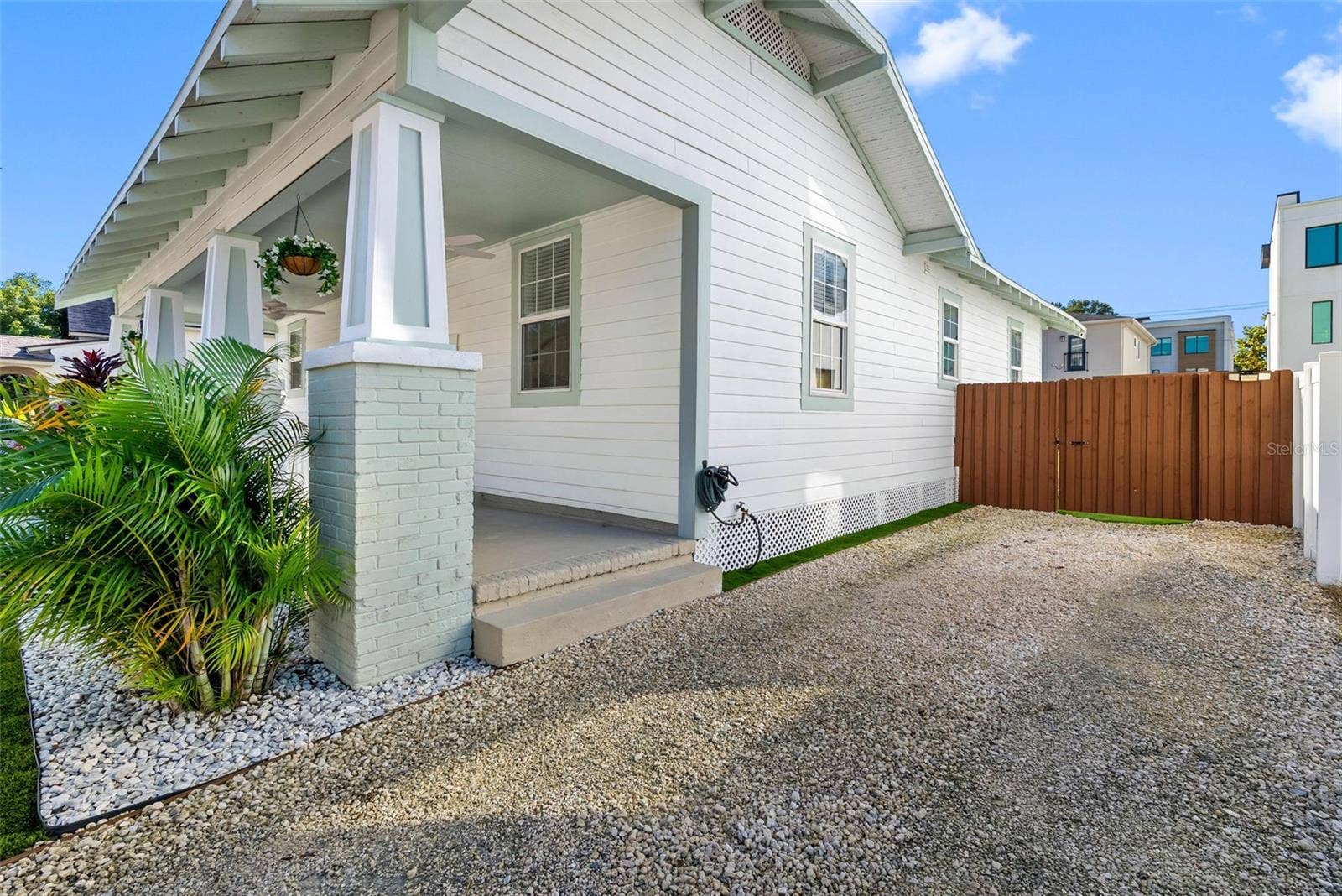 210 W EUCLID AVENUE, Tampa, FL 33602