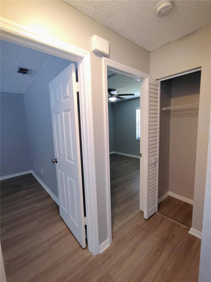 9563 LYNN LANE, #B, Seminole, FL 33777 9563 LYNN LANE, #B, Seminole, FL 33777