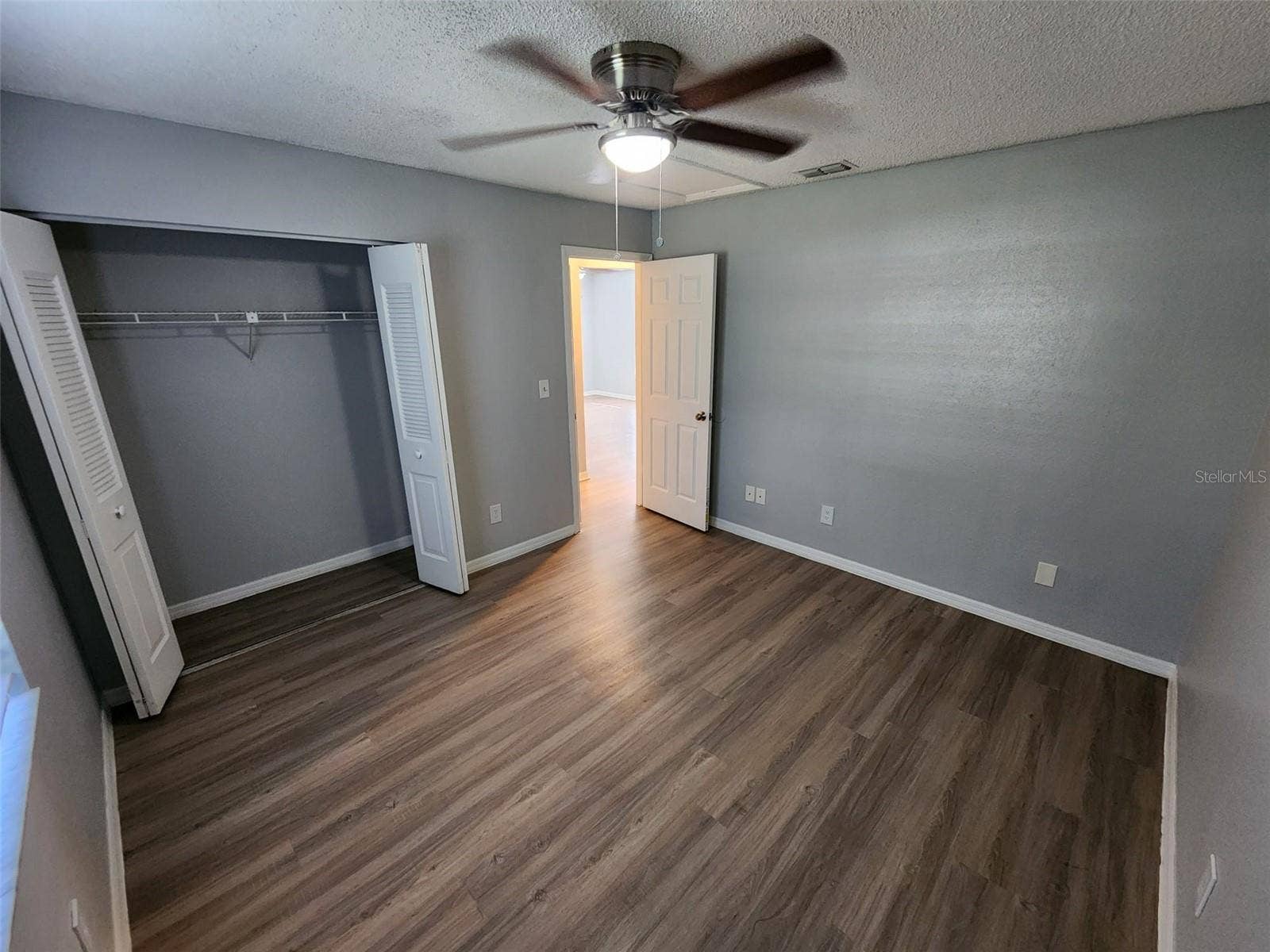 9563 LYNN LANE, #B, Seminole, FL 33777 9563 LYNN LANE, #B, Seminole, FL 33777