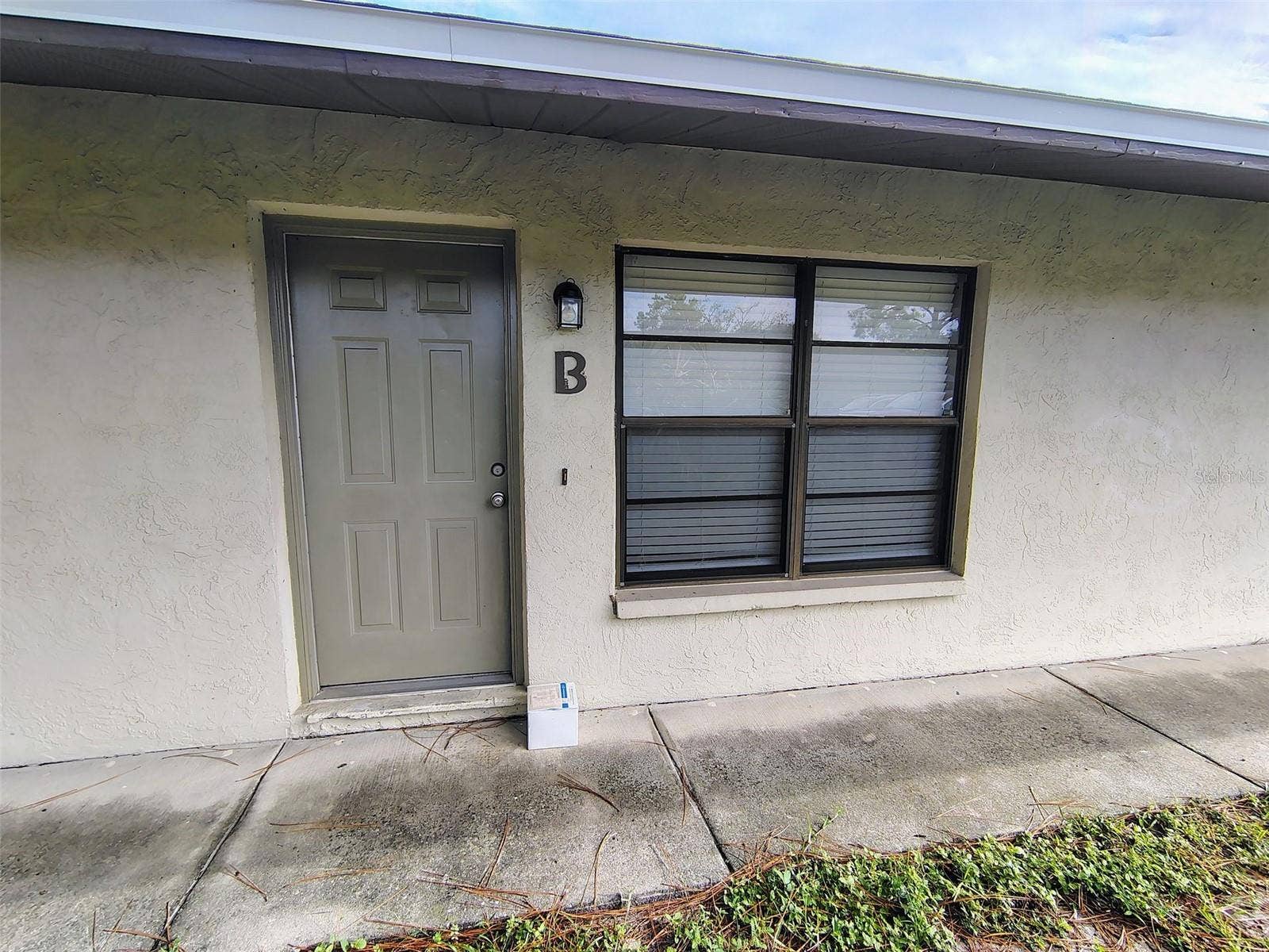 9563 LYNN LANE, #B, Seminole, FL 33777 9563 LYNN LANE, #B, Seminole, FL 33777