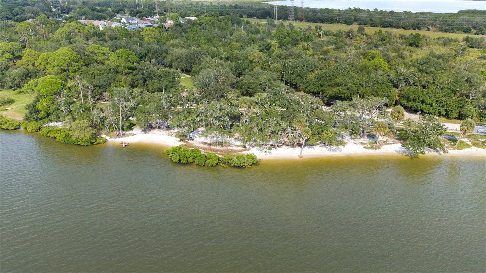 600 SHORE DRIVE E, Oldsmar, FL 34677 600 SHORE DRIVE E, Oldsmar, FL 34677