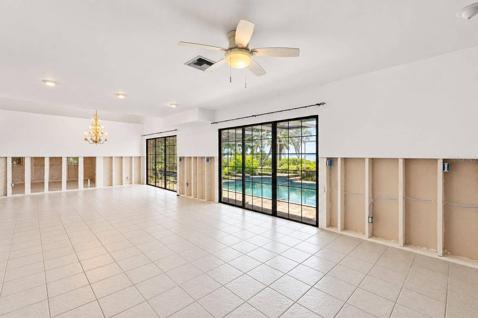 600 SHORE DRIVE E, Oldsmar, FL 34677 600 SHORE DRIVE E, Oldsmar, FL 34677