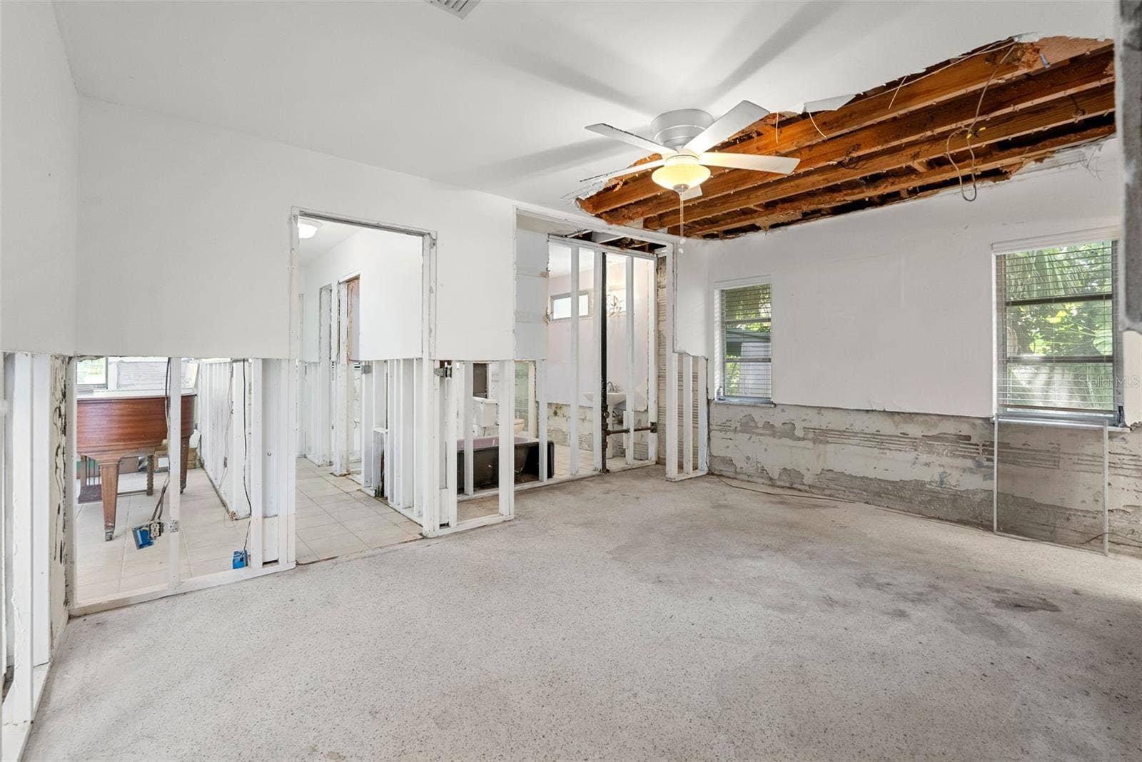 600 SHORE DRIVE E, Oldsmar, FL 34677 600 SHORE DRIVE E, Oldsmar, FL 34677