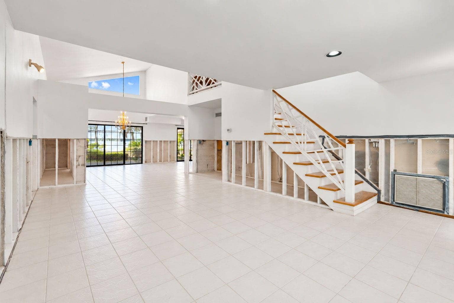 600 SHORE DRIVE E, Oldsmar, FL 34677 600 SHORE DRIVE E, Oldsmar, FL 34677