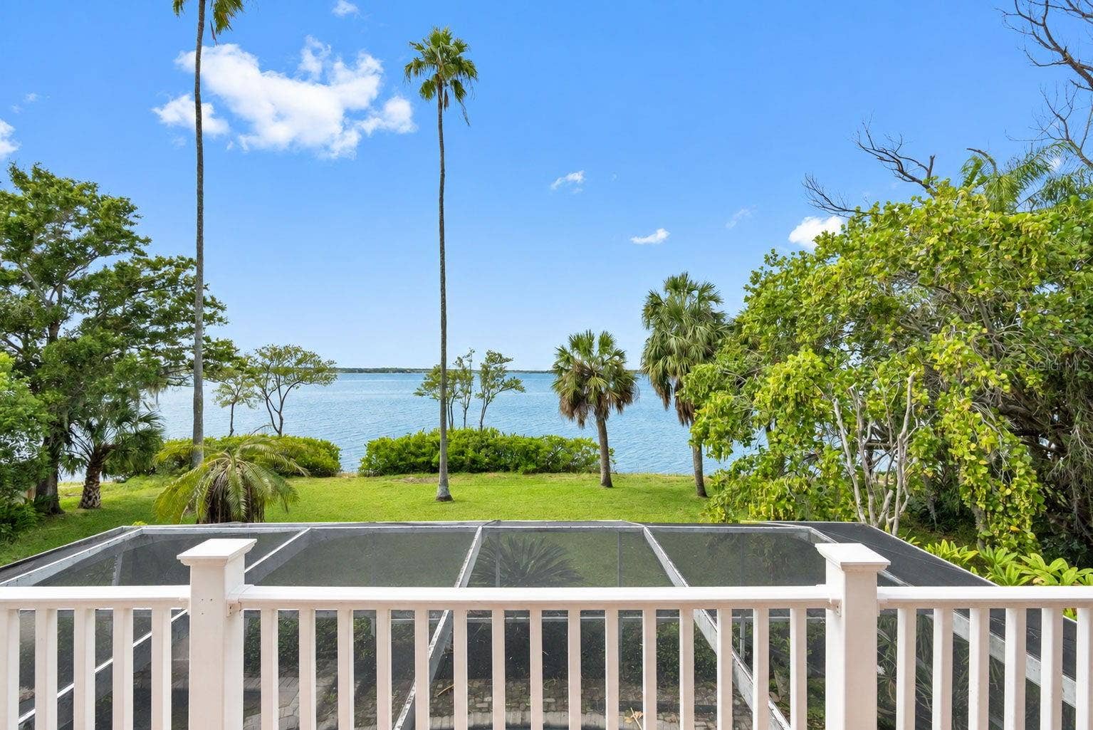 600 SHORE DRIVE E, Oldsmar, FL 34677 600 SHORE DRIVE E, Oldsmar, FL 34677