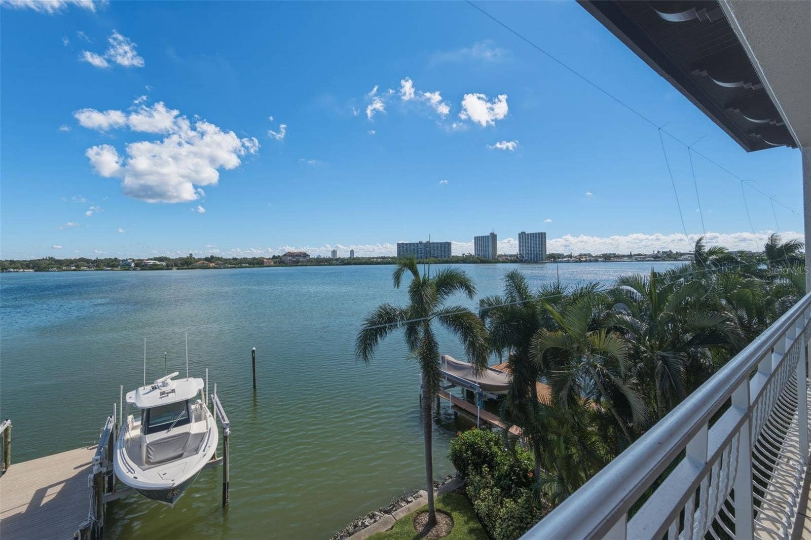 7851 9TH AVENUE S, St Petersburg, FL 33707 7851 9TH AVENUE S, St Petersburg, FL 33707