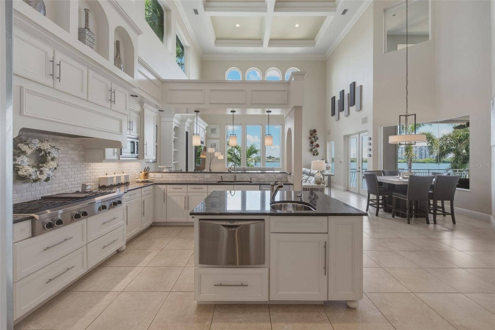 7851 9TH AVENUE S, St Petersburg, FL 33707 7851 9TH AVENUE S, St Petersburg, FL 33707