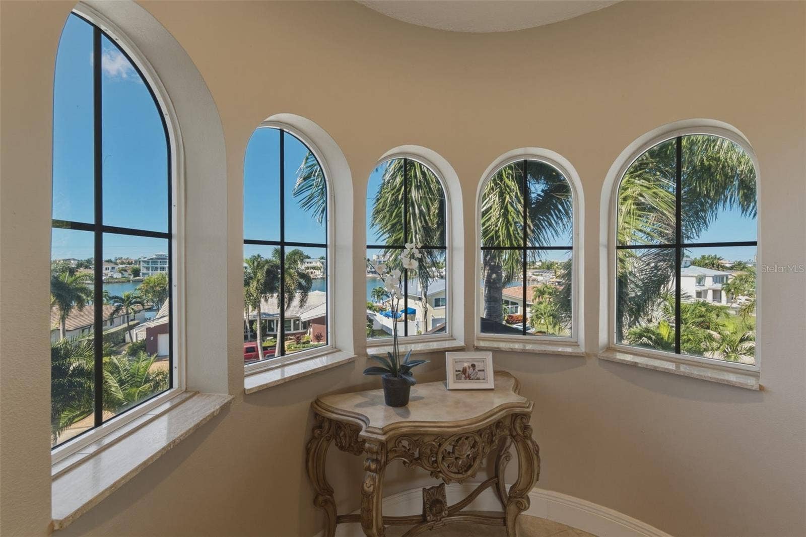7851 9TH AVENUE S, St Petersburg, FL 33707 7851 9TH AVENUE S, St Petersburg, FL 33707