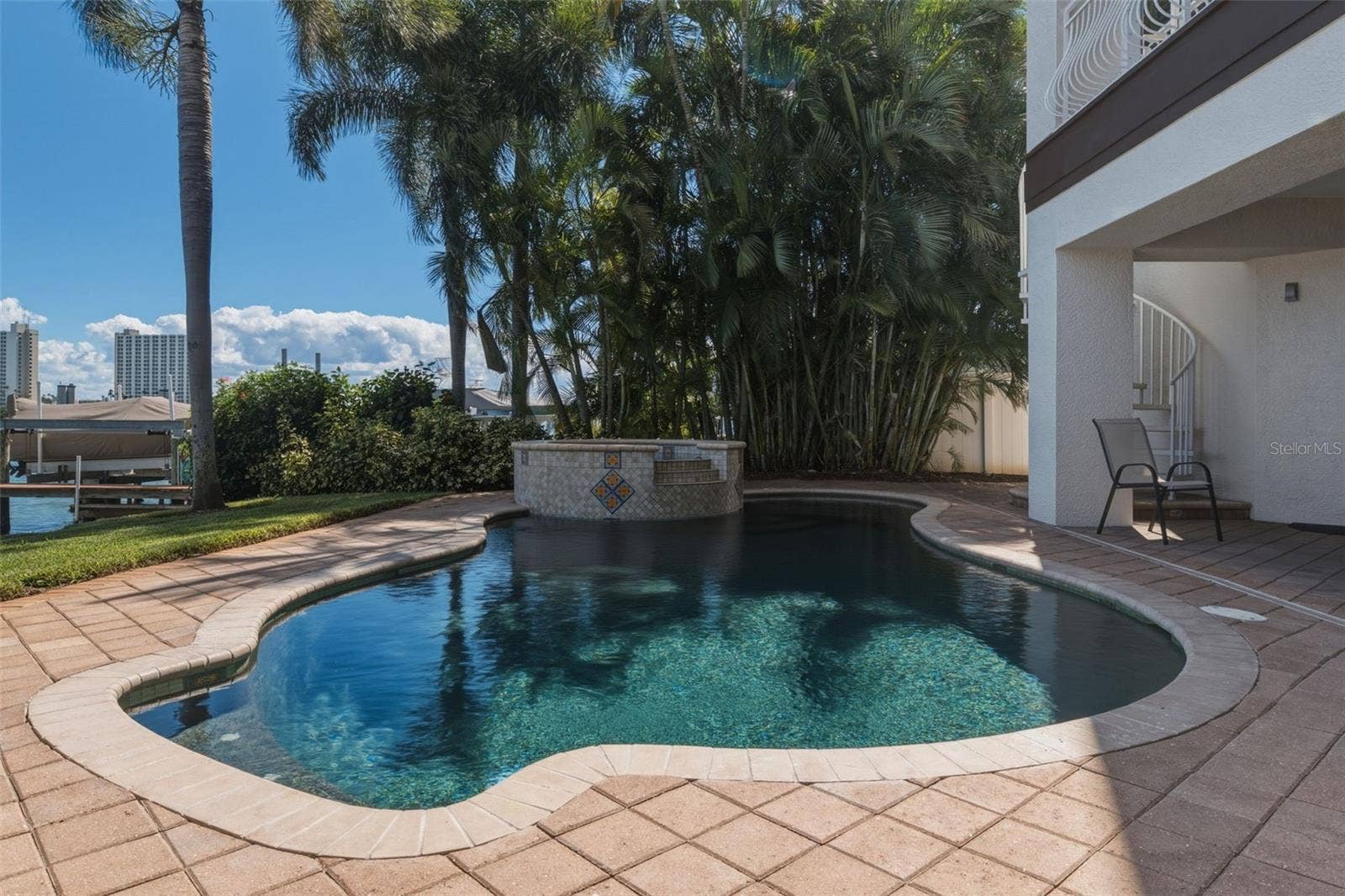 7851 9TH AVENUE S, St Petersburg, FL 33707 7851 9TH AVENUE S, St Petersburg, FL 33707