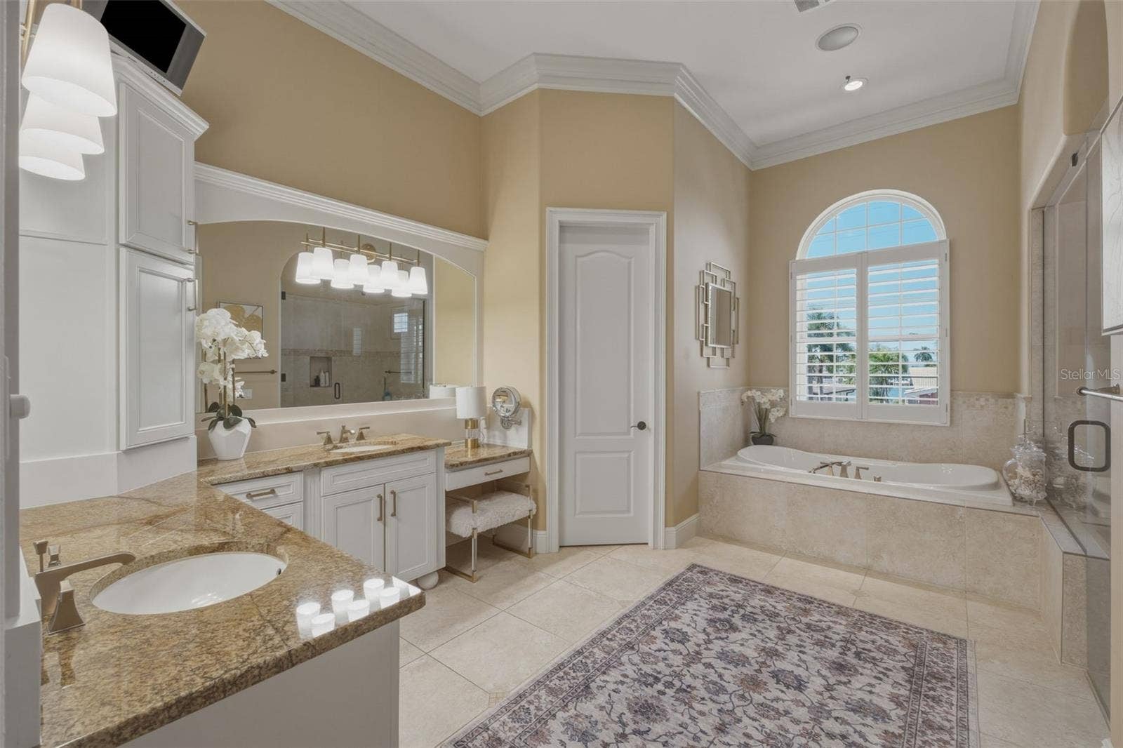 7851 9TH AVENUE S, St Petersburg, FL 33707 7851 9TH AVENUE S, St Petersburg, FL 33707