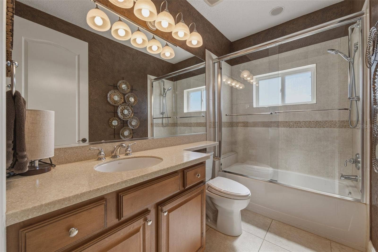 7851 9TH AVENUE S, St Petersburg, FL 33707 7851 9TH AVENUE S, St Petersburg, FL 33707