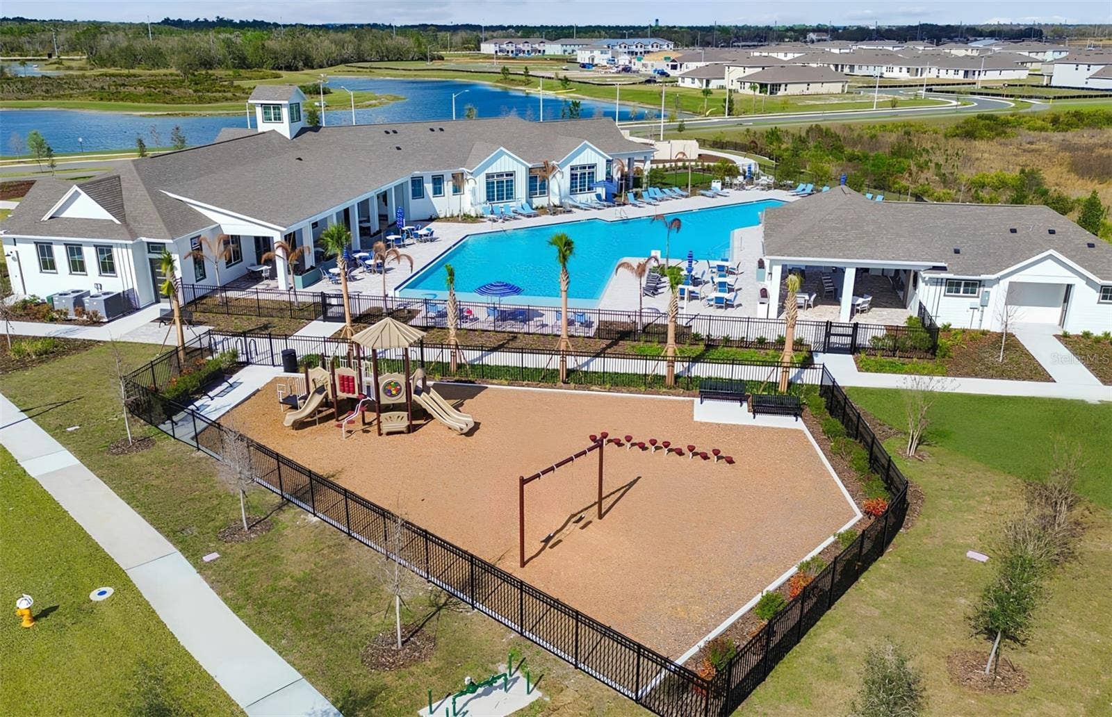 5510 FREESIA DRIVE, Lakeland, FL 33811 Amenity Campus