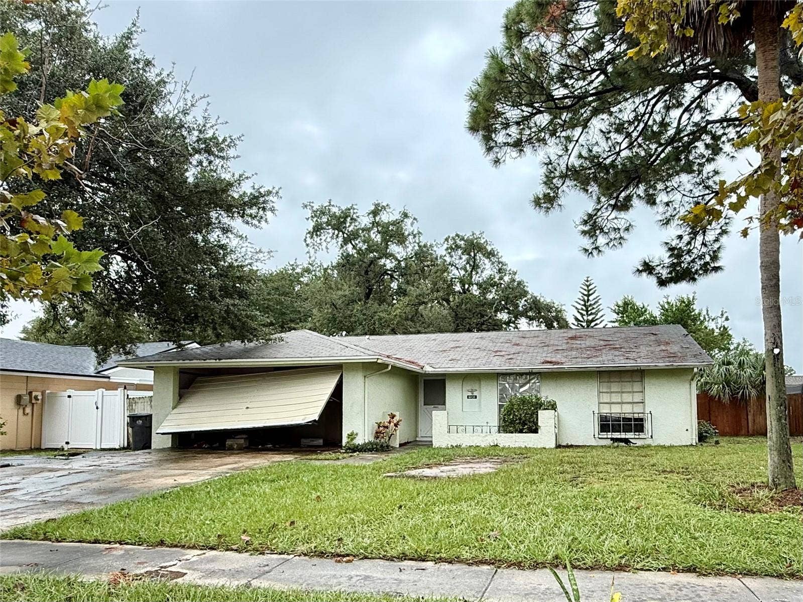 6810 EDEN LANE, Tampa, FL 33634 6810 EDEN LANE, Tampa, FL 33634